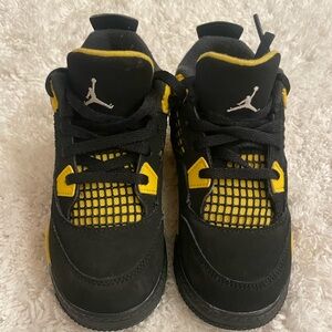 Preschool Retro Air Jordan like new